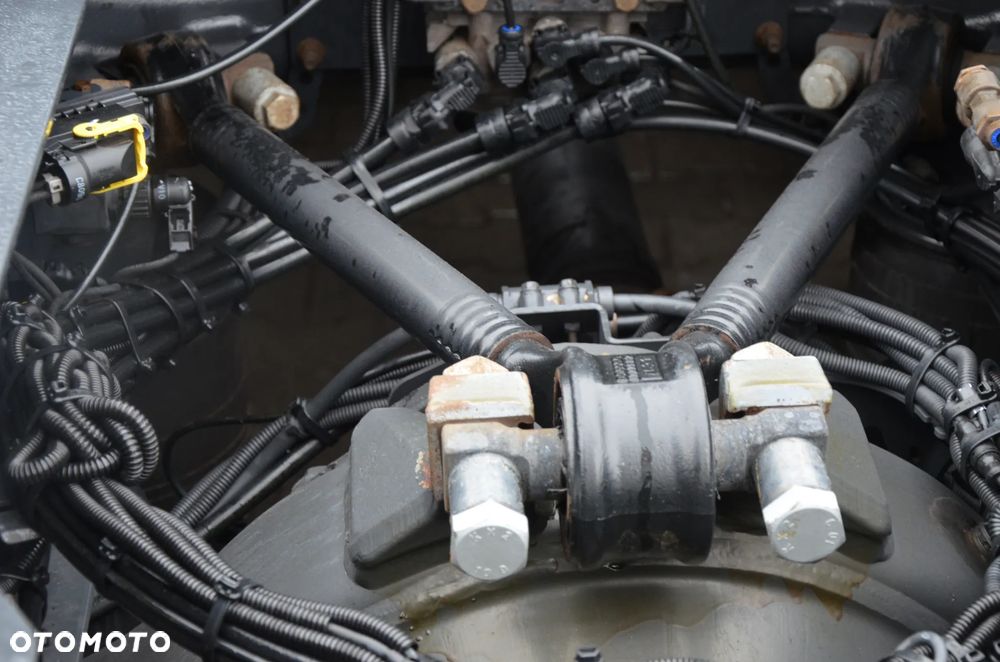 Scania R 580 / V8 / 4 PODUSZKI / KLIMA P. / NAVI /FULL LED / ACC / 7436 - 12