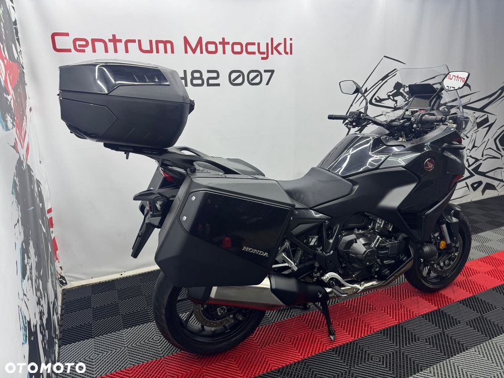Honda NT - 4