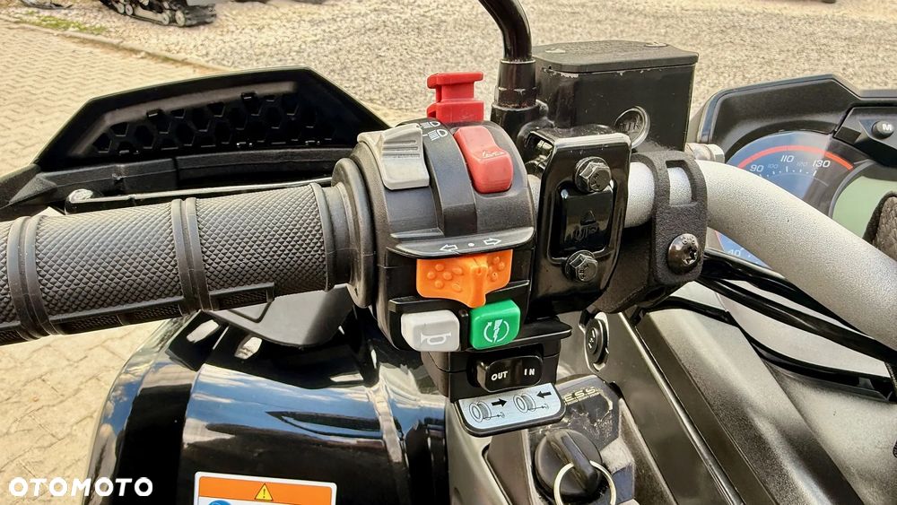 Can-Am Outlander Max - 17