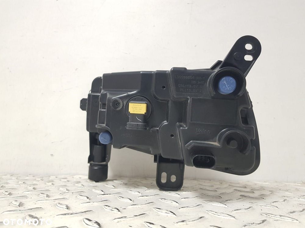 ORYGINALNY HALOGEN VW POLO 6 VI 17-25 2G 2G0 PRAWY LED DRL 2G0941662  06S - 9