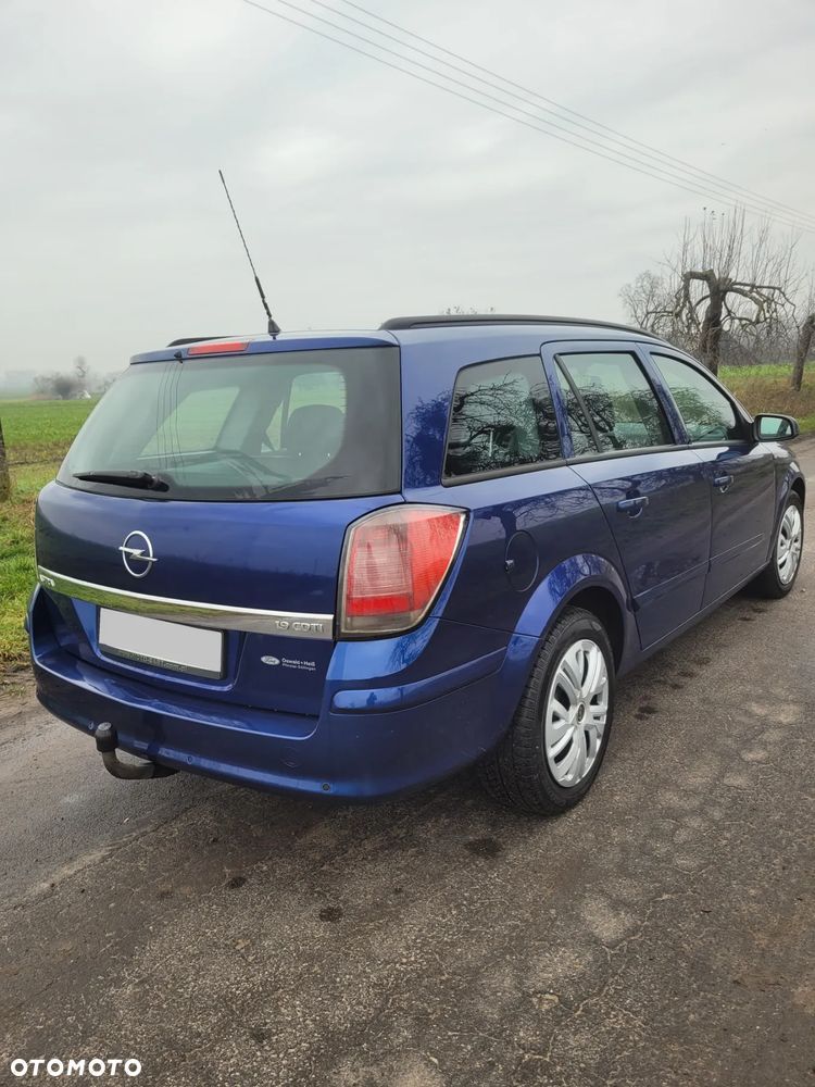 Opel Astra 1.9 CDTI Elegance - 4