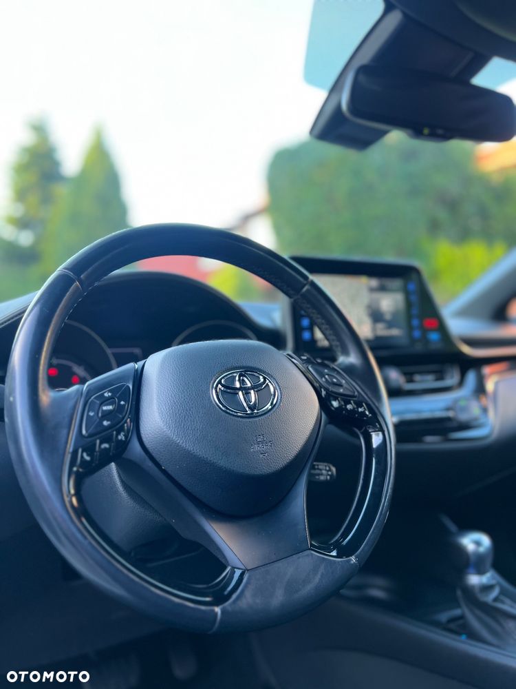 Toyota C-HR Style Selection - 35