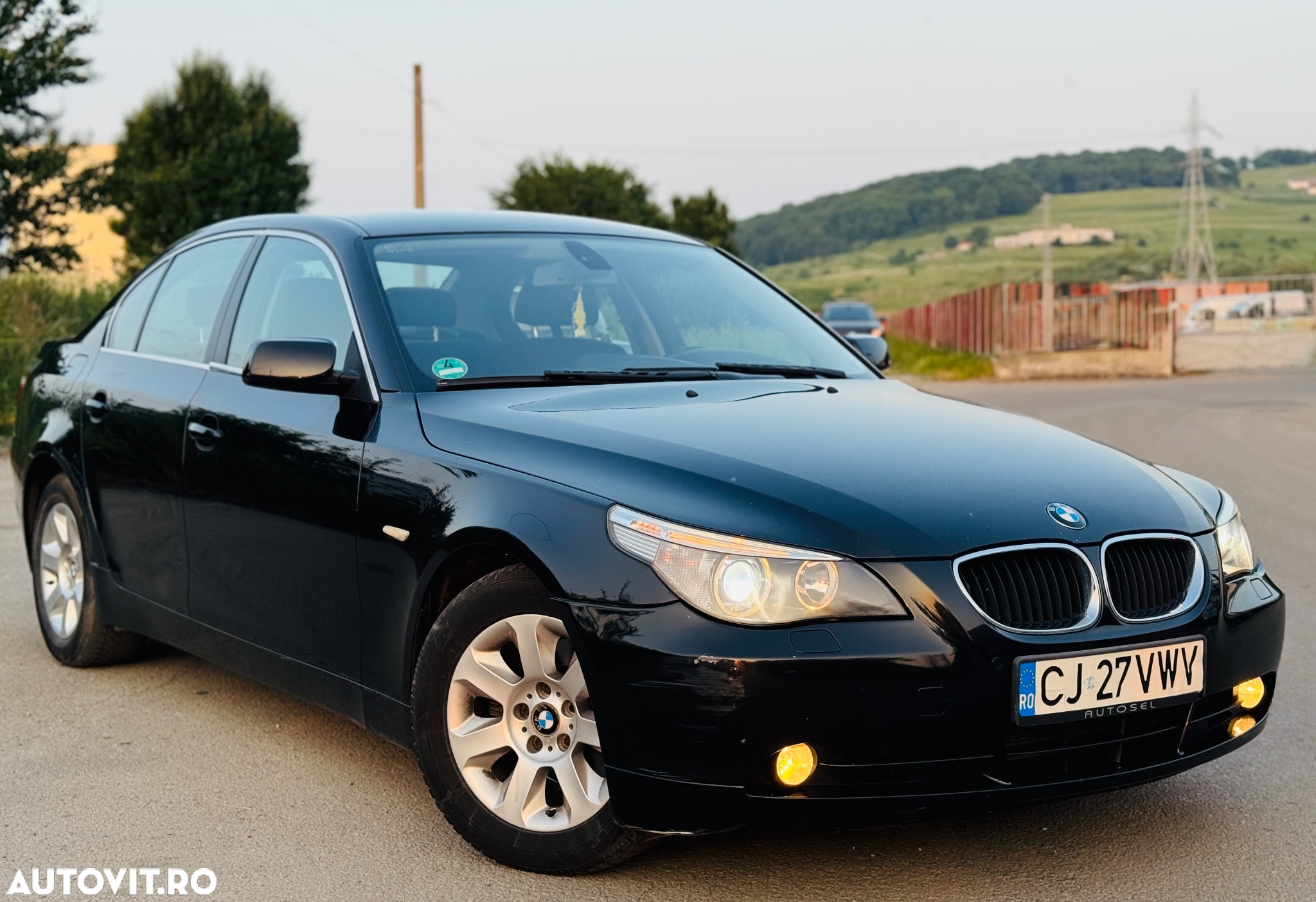BMW Seria 5 520d Touring - 2