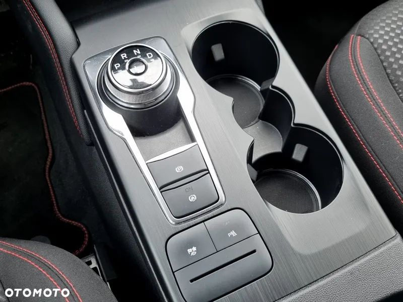 Ford Kuga 2.5 FHEV FWD ST-Line X - 26