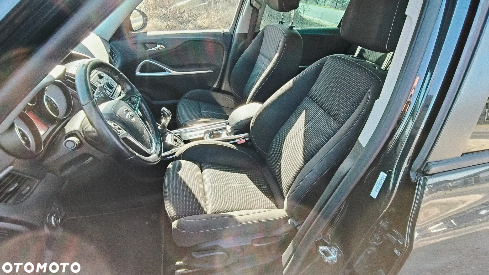 Opel Zafira Tourer 1.4 Turbo Innovation - 10