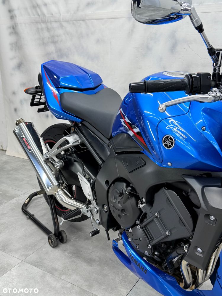 Yamaha FZ - 26