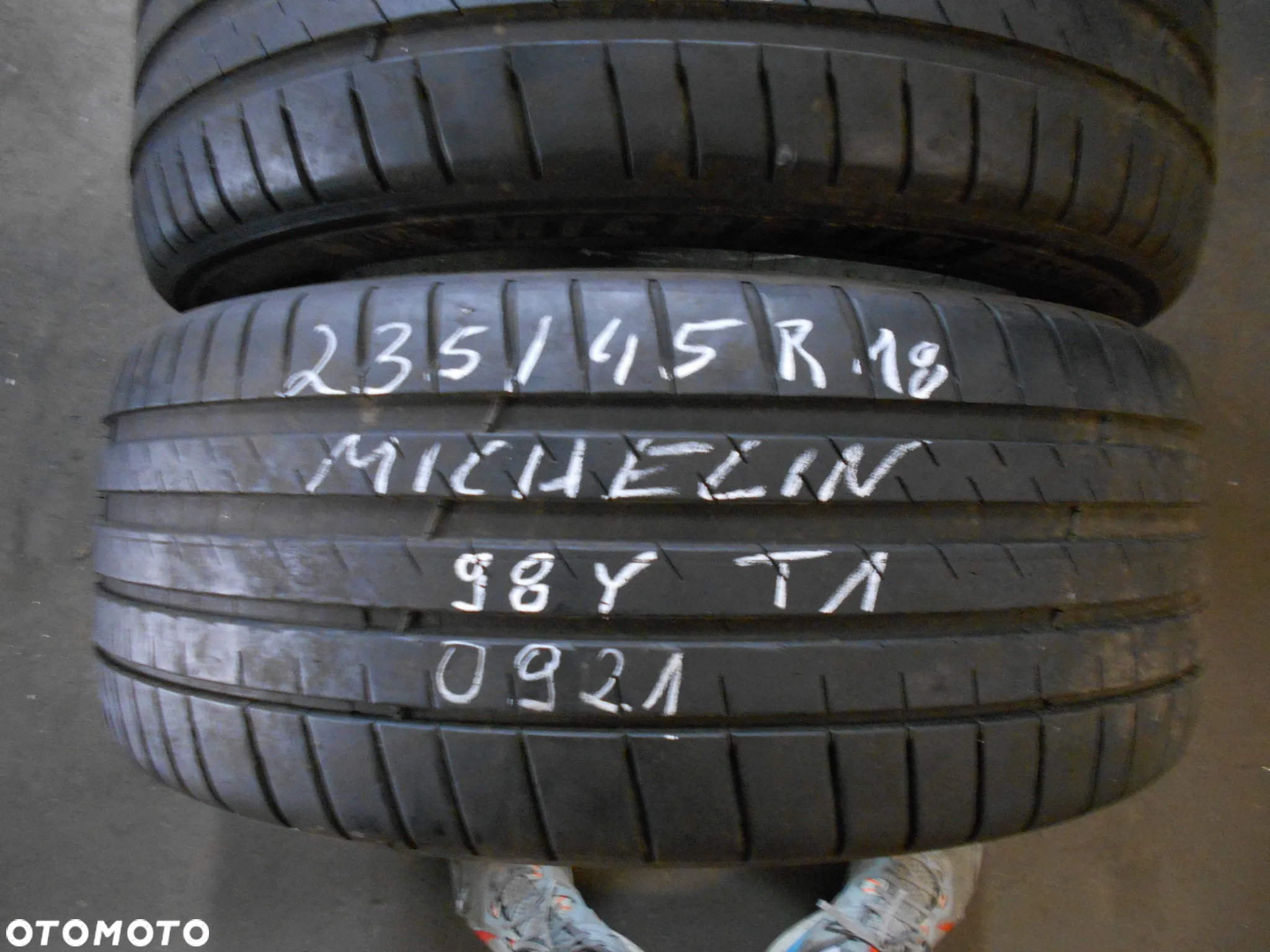 OPONY 235/45R18 MICHELIN PILOT SPORT 4 T1 DOT 0921 6.6MM - 3