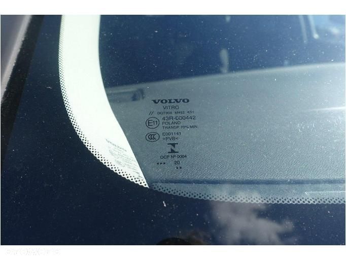Volvo V60 B4 D Momentum - 16
