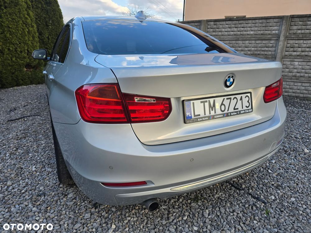 BMW Seria 3 320d - 11