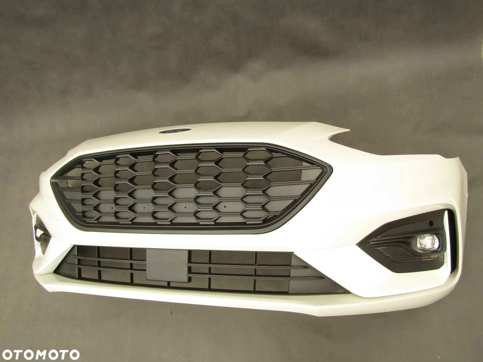 Zderzak przedni Ford Focus ST LINE MK4 18 - 23 Pdc-6 Lakier Metropolis White - 10
