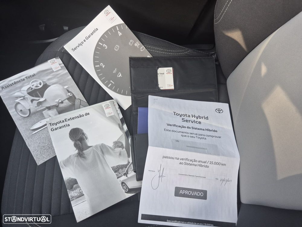 Toyota Yaris 1.5 HSD Square Collec.Cement - 13
