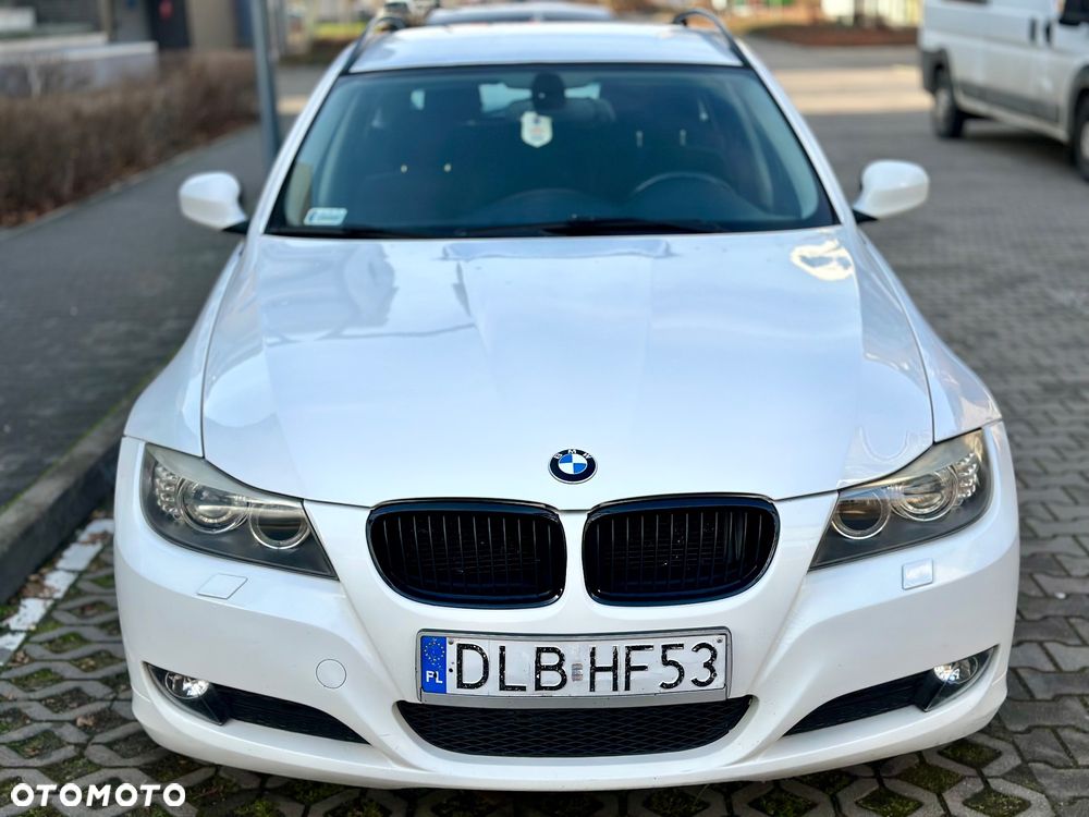 BMW Seria 3 318d DPF Edition Sport - 20