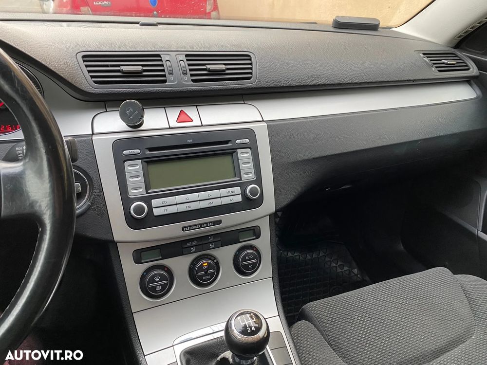 Volkswagen Passat 1.9TDI Comfortline - 17