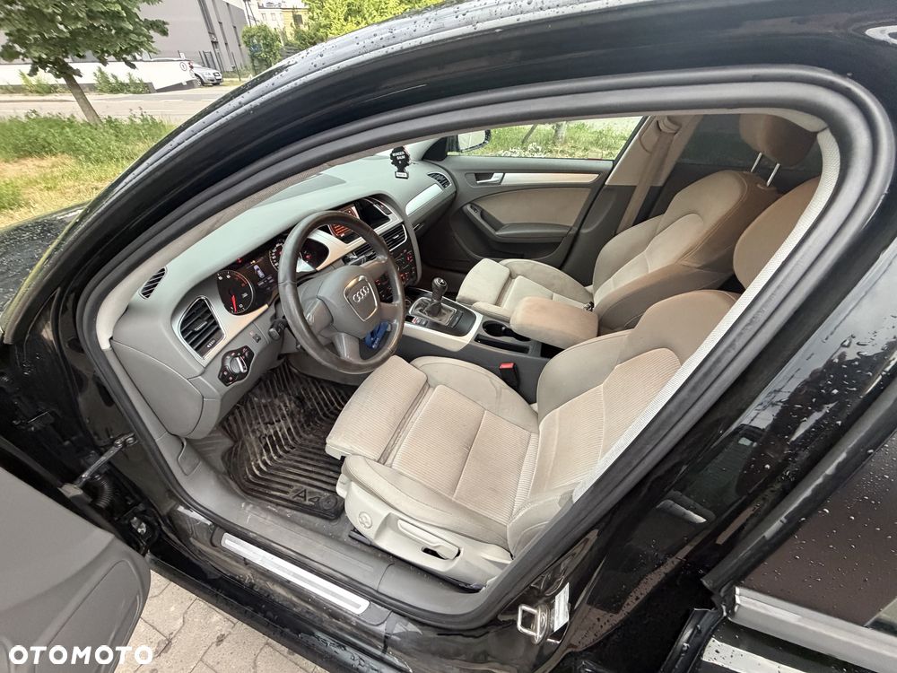 Audi A4 Avant - 8