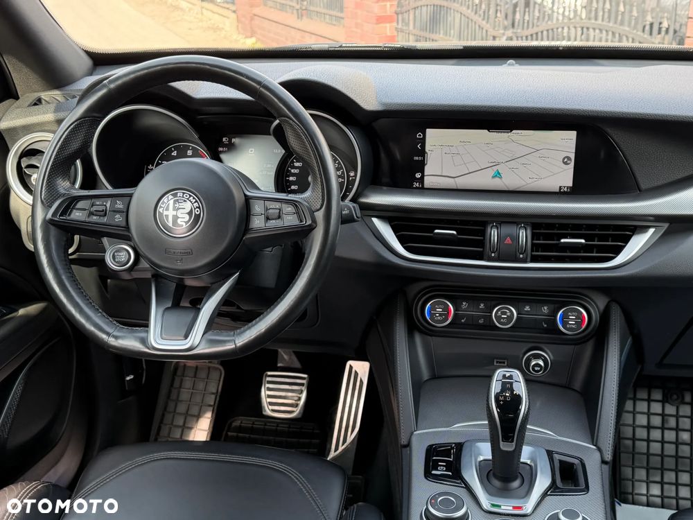 Alfa Romeo Stelvio 2.0 Turbo Veloce Q4 - 8