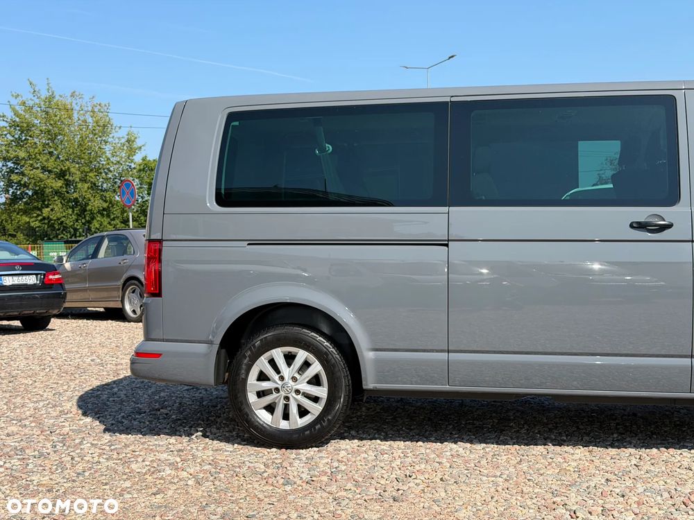 Volkswagen Caravelle - 20
