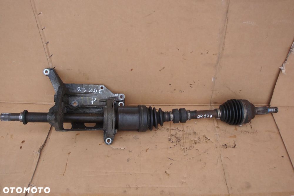 NISSAN QASHQAI J10 06-13 2.0B automat polos prawa - 1