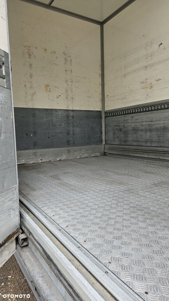 Mercedes-Benz Atego 1524 Silnik 6 cylindrów - 12
