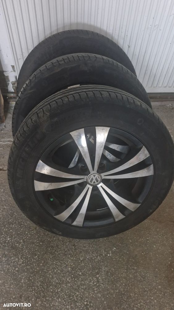 Volkswagen Passat 2.0 TDI BlueMotion Technology DPF Comfortline - 15