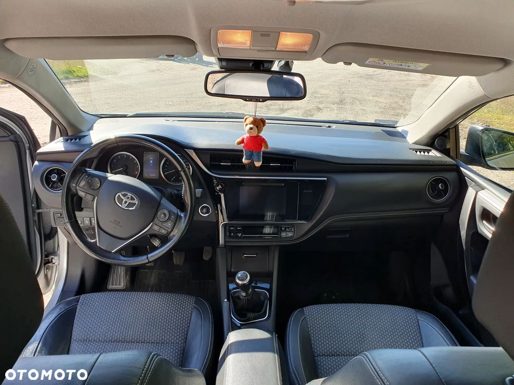 Toyota Corolla 1.6 Prestige - 20