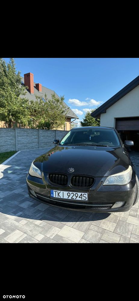 BMW Seria 5 523i - 6