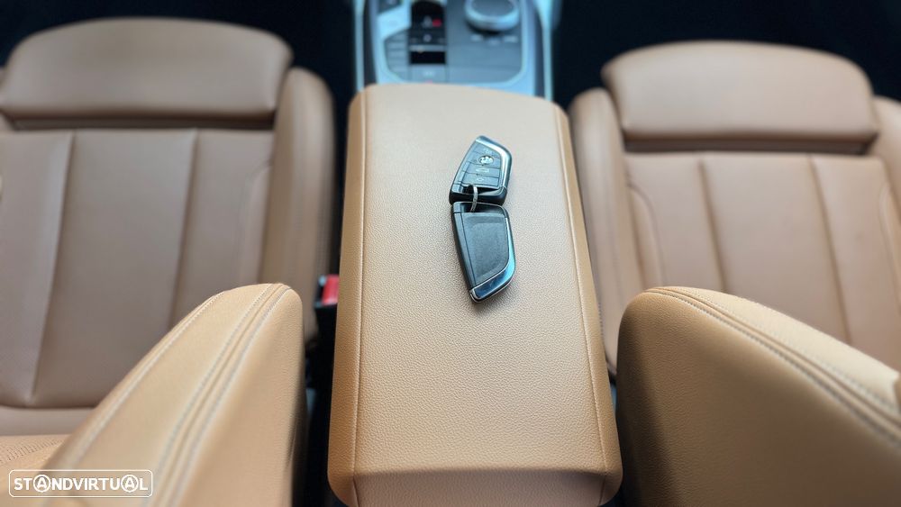 BMW 420 Gran Coupé d Pack Desportivo M Auto - 41