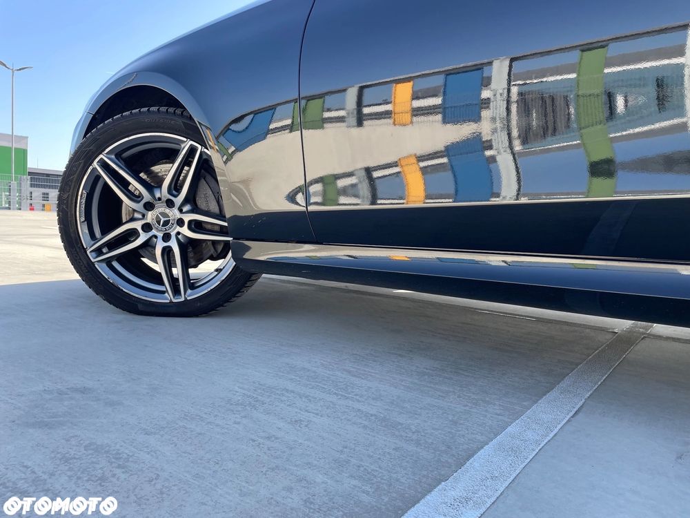Mercedes-Benz Klasa E 220 d 9G-TRONIC AMG Line - 12