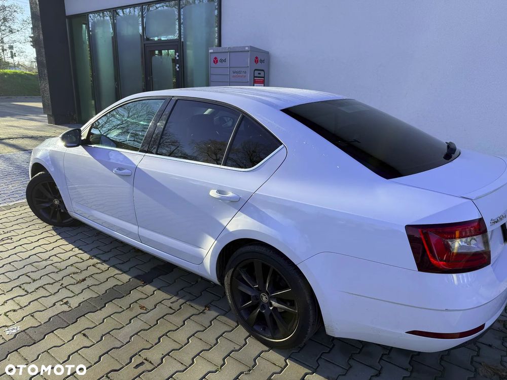 Skoda Octavia 1.5 TSI ACT Style DSG - 7