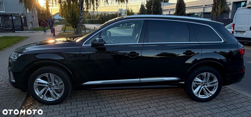 Audi Q7 2022 photo 4