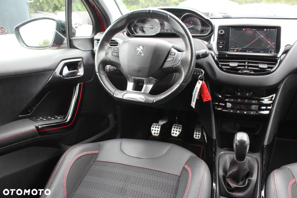 Peugeot 2008 PureTech 110 Stop&Start GT-Line Edition - 28