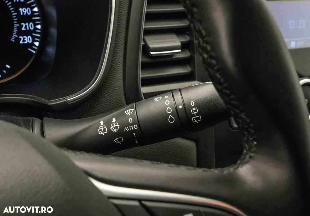 Renault Megane TCe 140 GPF EQUILIBRE - 21