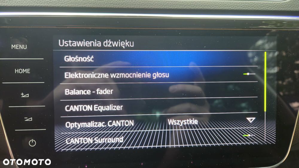 Skoda Superb 2.0 TDI L&K DSG - 38