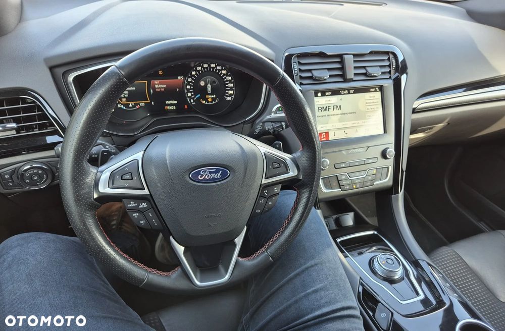 Ford Mondeo 2.0 EcoBlue ST-Line - 24