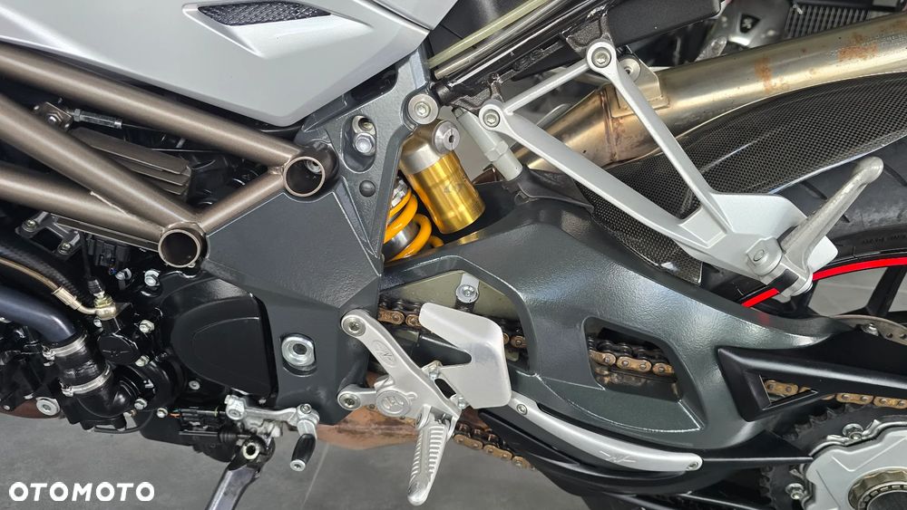 MV AGUSTA Brutale - 22