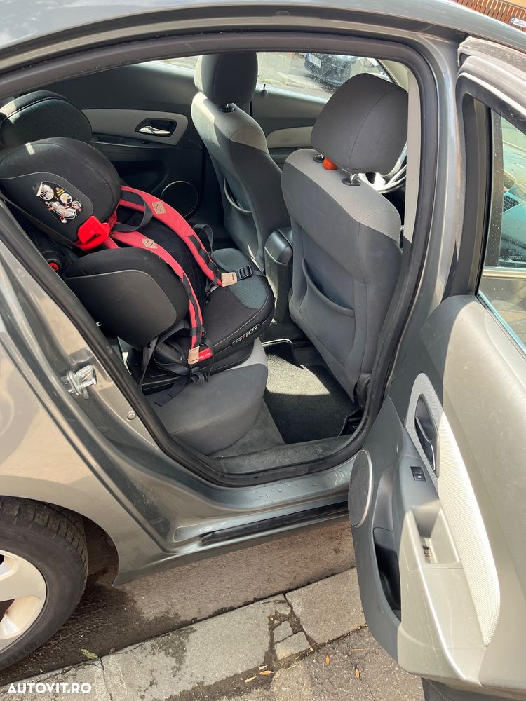 Chevrolet Cruze 2.0 LT G5 - 17