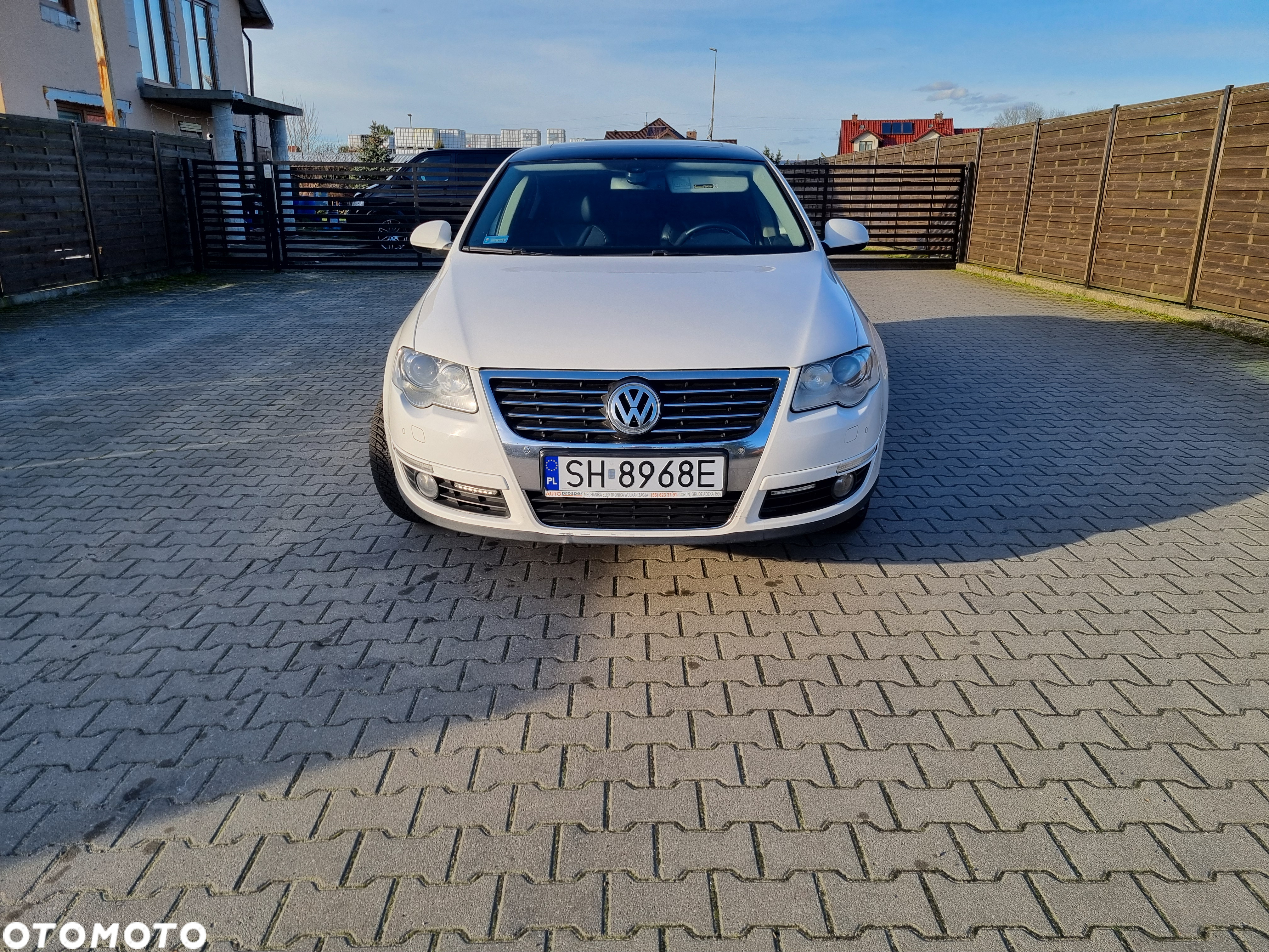 Volkswagen Passat - 2