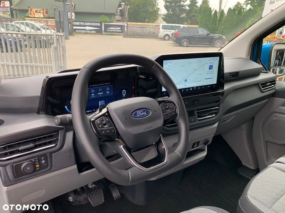Ford Tourneo Custom 320 L2H1 VA Autm TitaniumX - 15