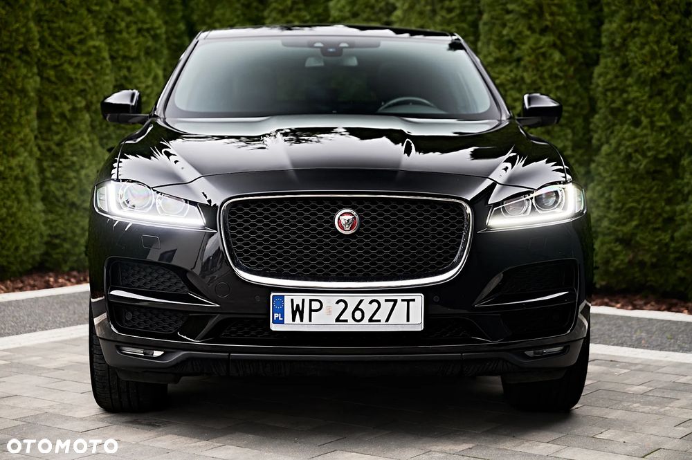 Jaguar F-Pace 20d AWD Prestige - 4