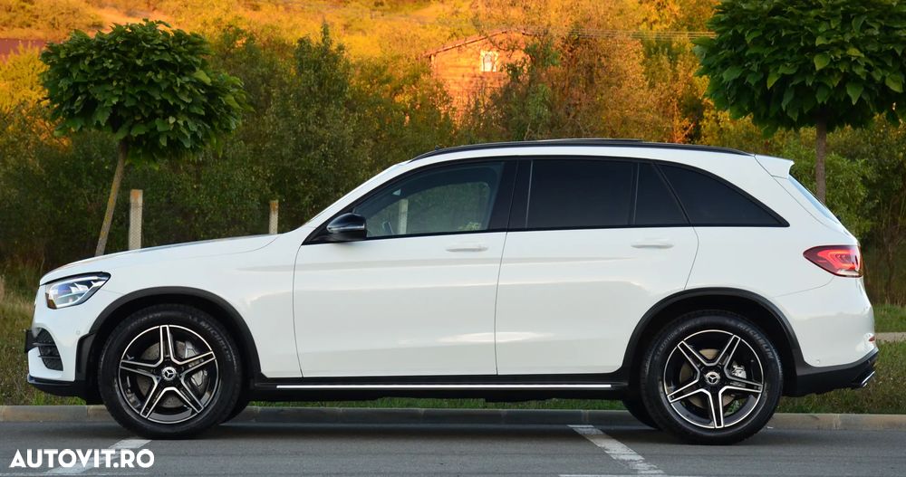 Mercedes-Benz GLC 220 d 4Matic 9G-TRONIC AMG Line Plus - 9