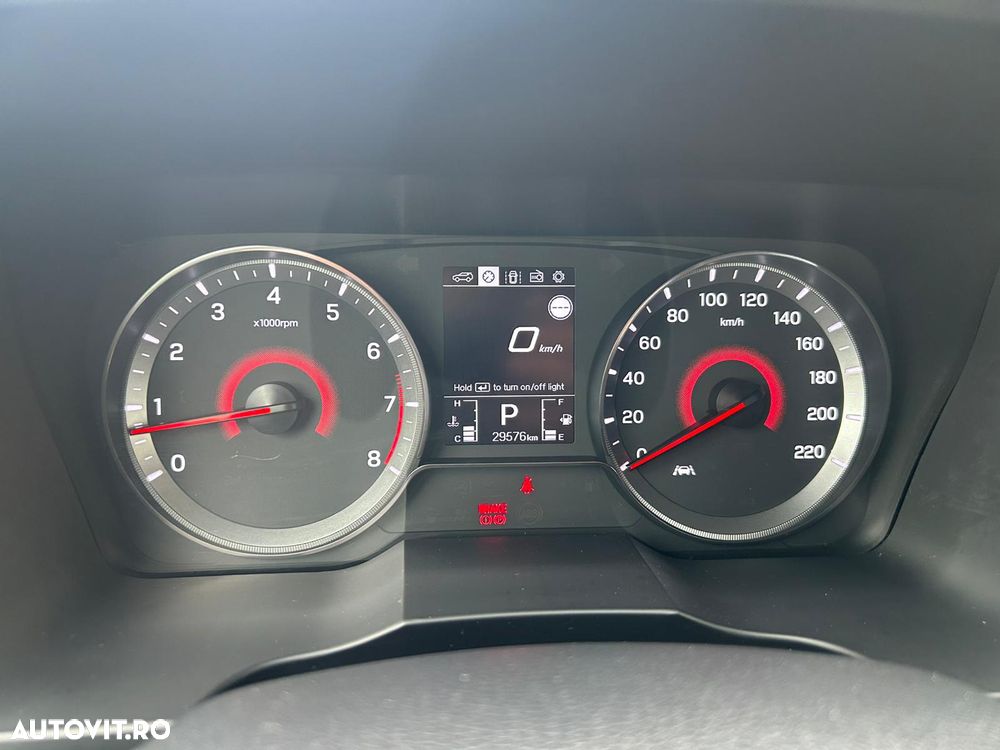 SsangYong Tivoli 1.5 T-GDi 4WD Automatik Black - 21