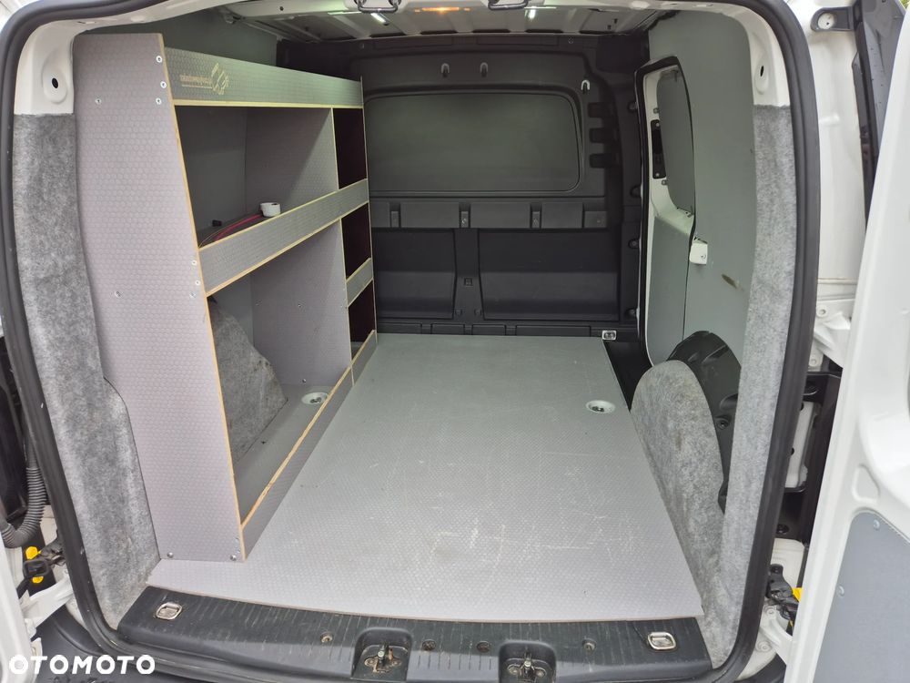 Volkswagen Caddy Cargo - 11