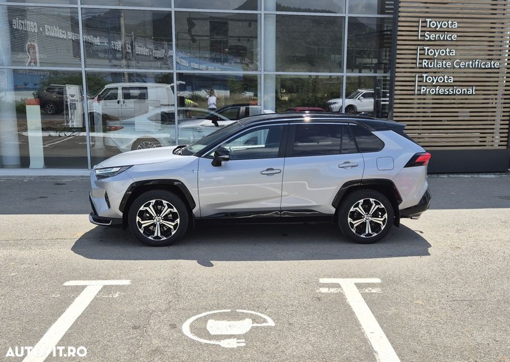 Toyota RAV4 2.5 PHEV VVT-iE 4x4 Style Bi-Tone - 6