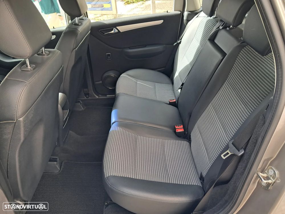 Mercedes-Benz B 150 - 36