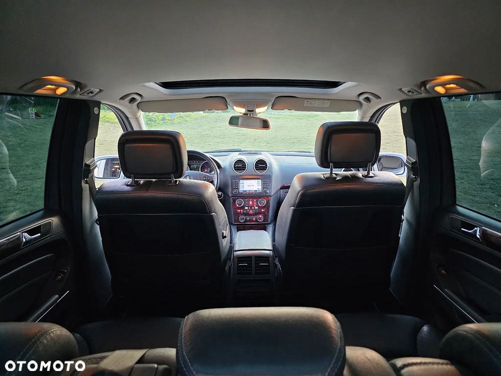 Mercedes-Benz GL 320 CDI - 21