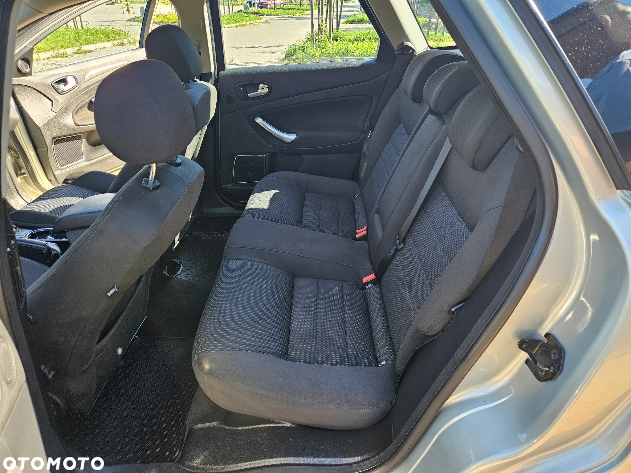 Ford Mondeo 2.0 Gold X - 17