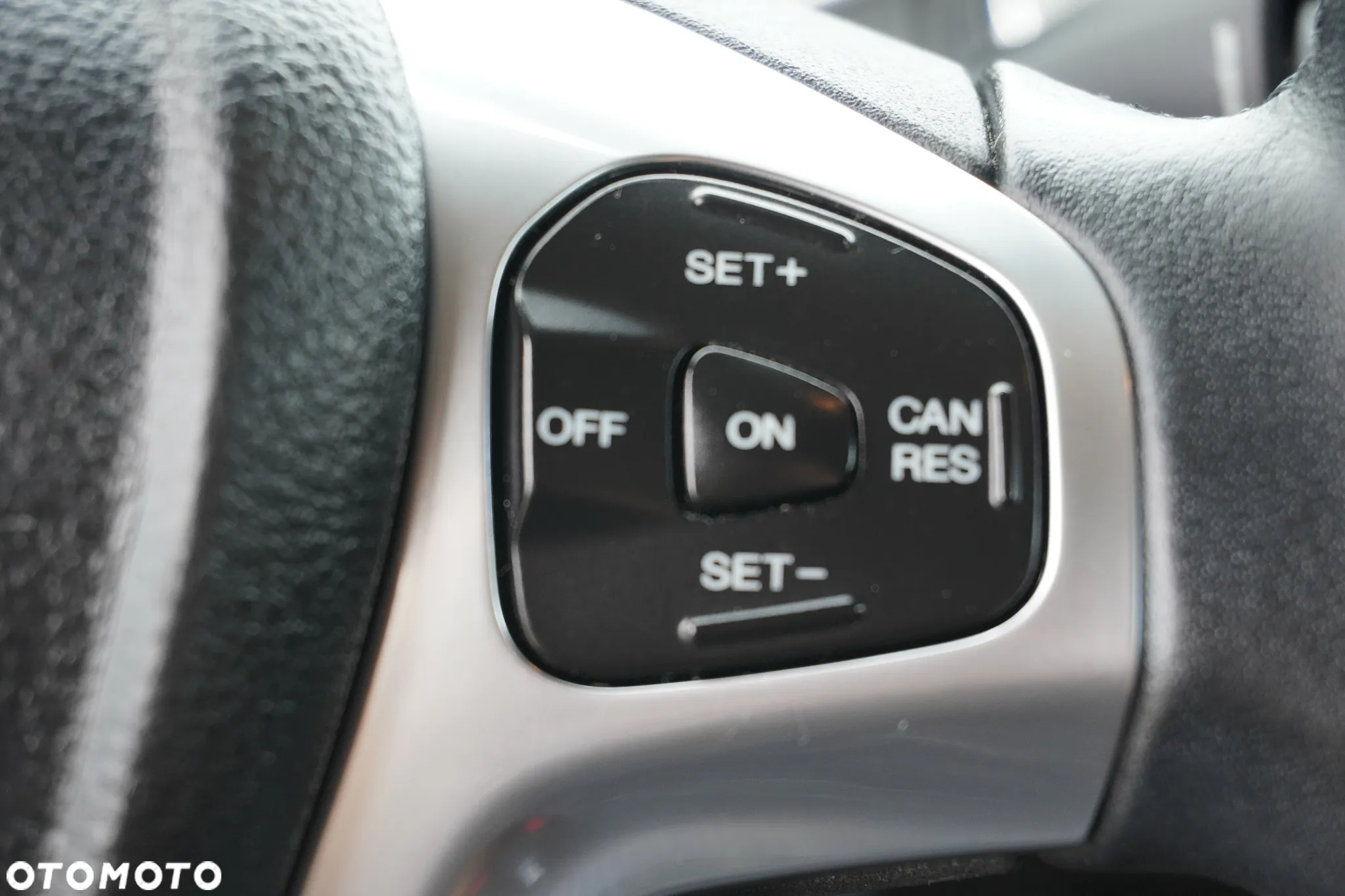 Ford EcoSport 1.0 EcoBoost TITANIUM - 27