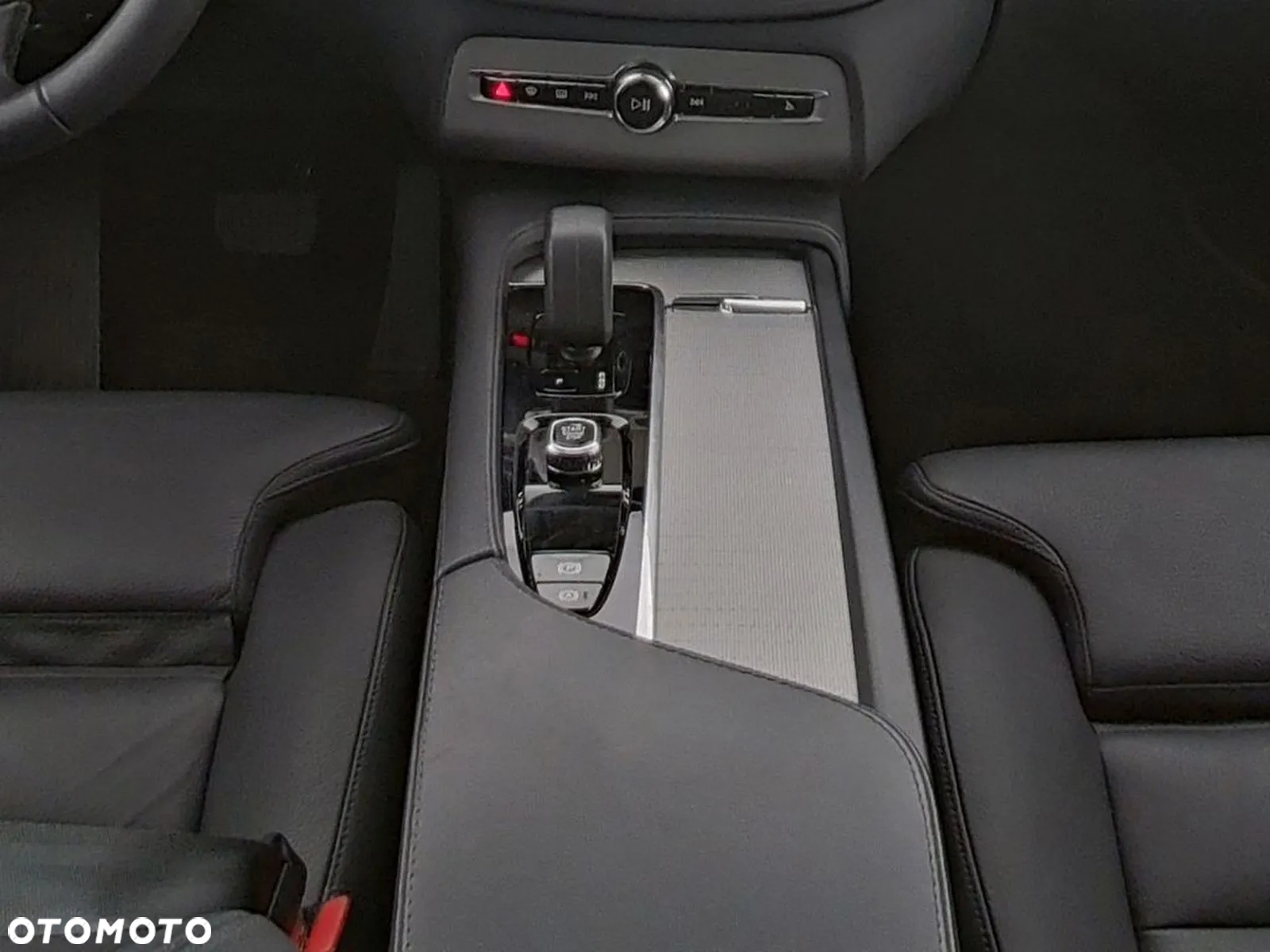 Volvo XC 90 - 13