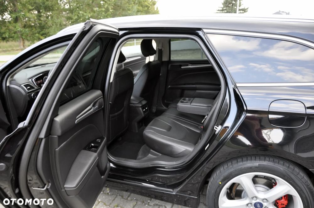 Ford Mondeo 2.0 TDCi Titanium PowerShift - 23