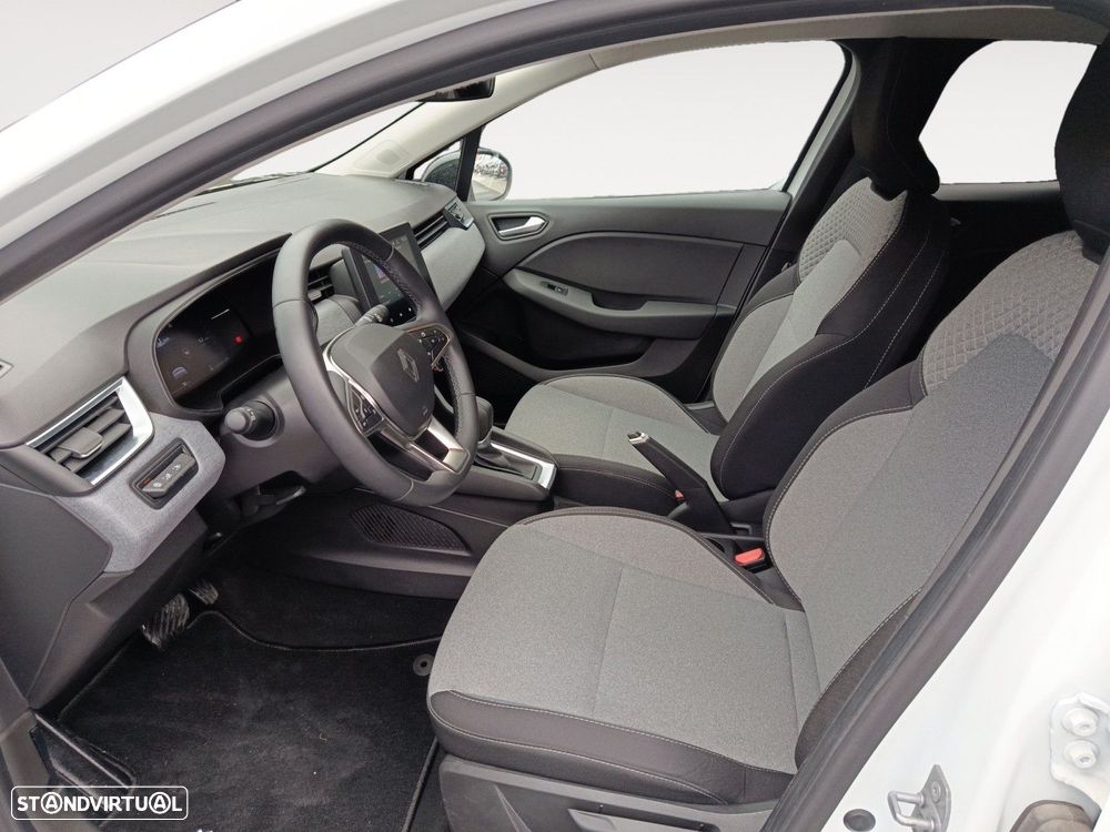 Renault Clio 1.0 TCe Intens CVT — fotografia 9