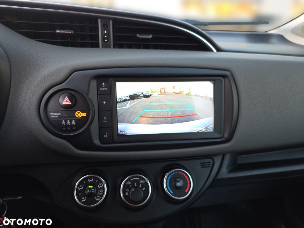 Toyota Yaris - 20